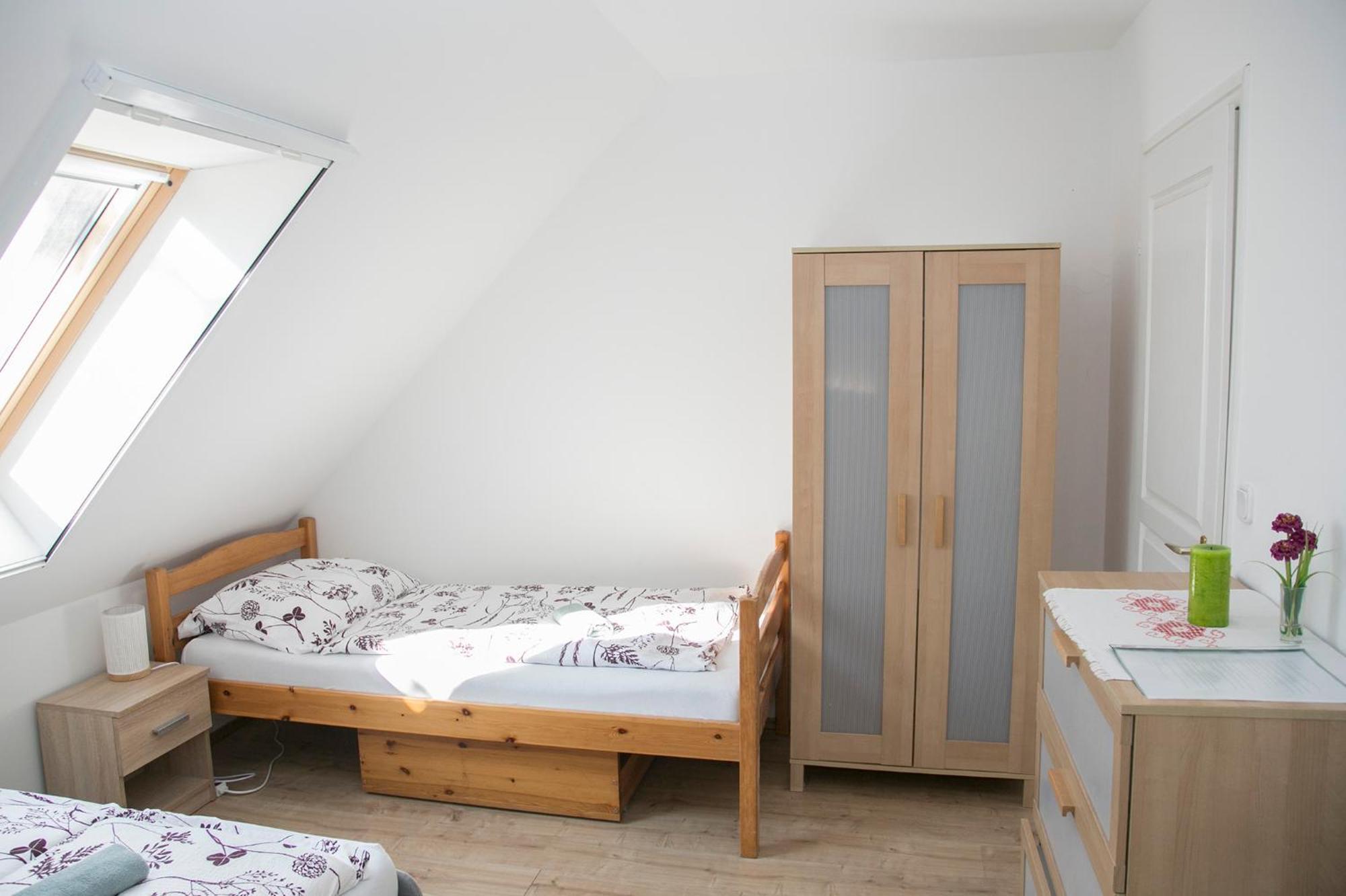Guens Vendeghaz Hotel Szigliget Ruang foto